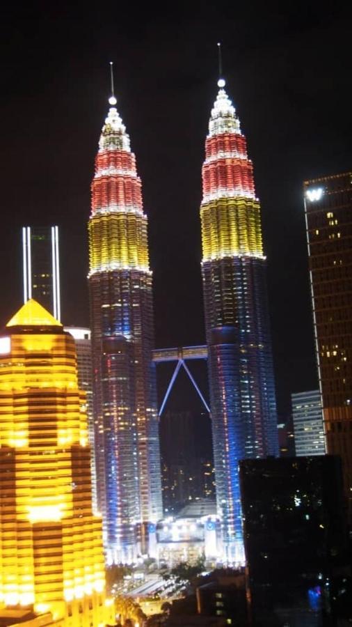Pangsapuri Legasi Kampung Baru By Rumahrehat Twin Tower View Kuala Lumpur